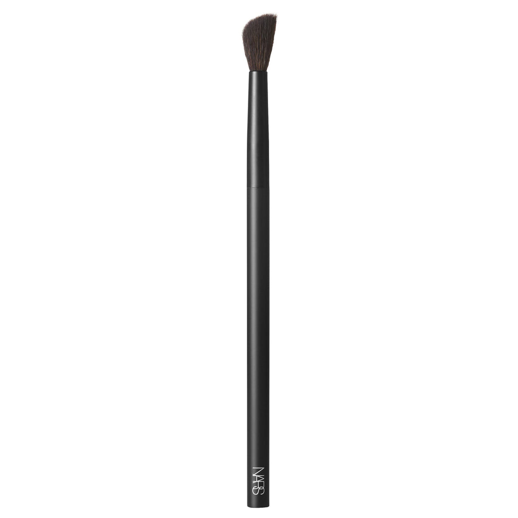 #10 Radiant Creamy Concealer Brush
